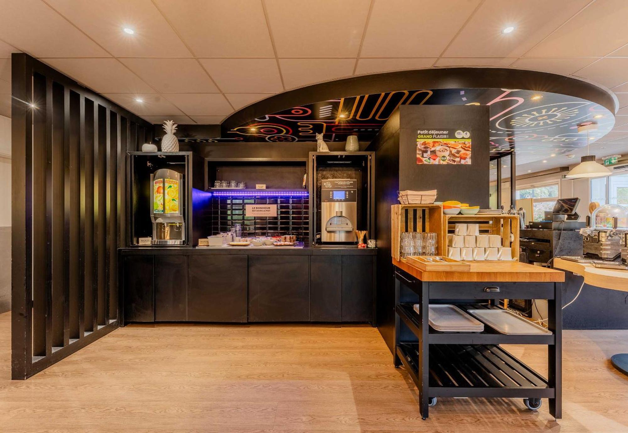 B&B Hotel Lille Villeneuve D'Ascq Grand Stade Eksteriør billede