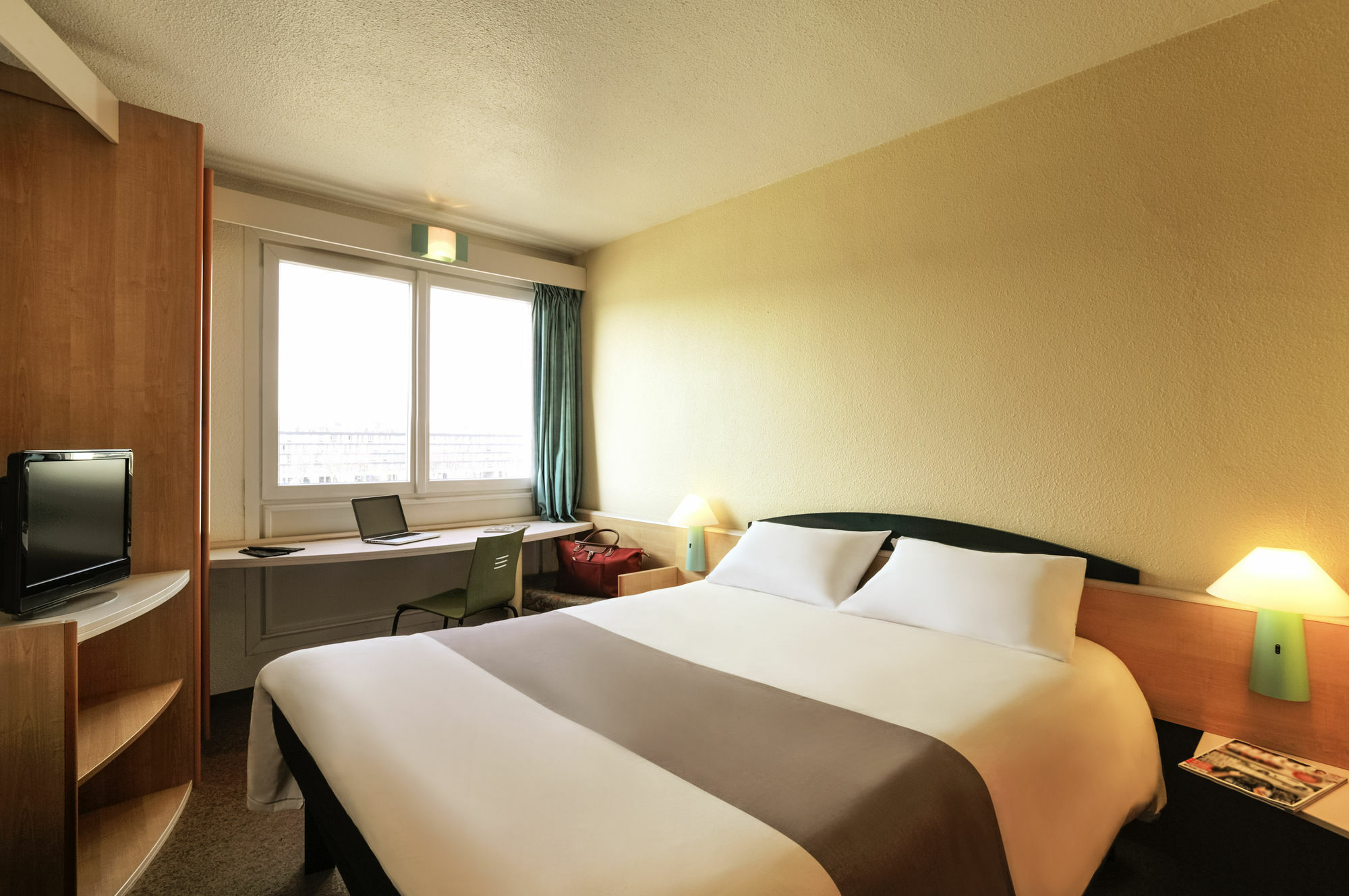 B&B Hotel Lille Villeneuve D'Ascq Grand Stade Eksteriør billede
